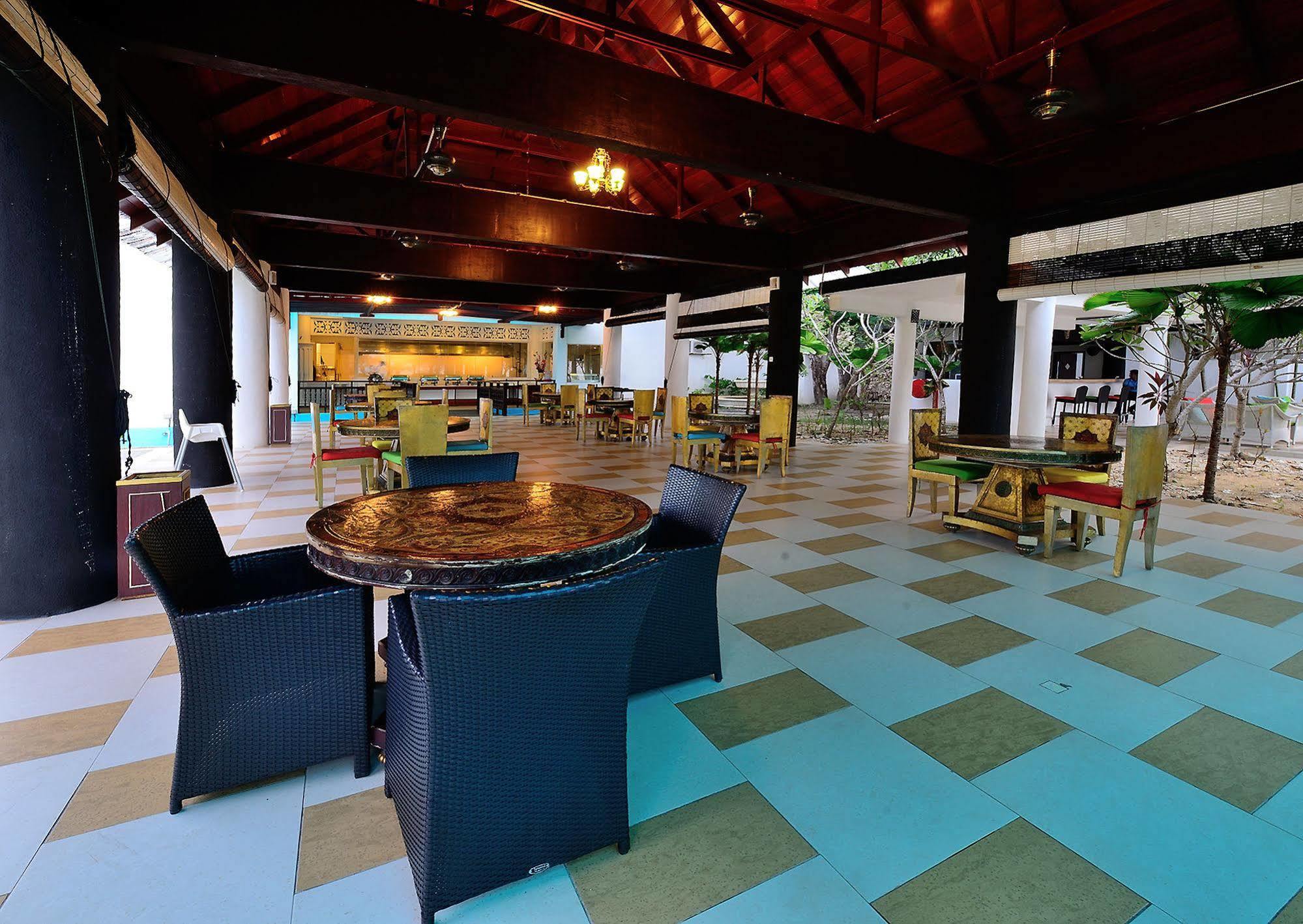 Sari Pacifica Resort & Spa, Sibu Island, Johor Pulau Sibu Exterior photo